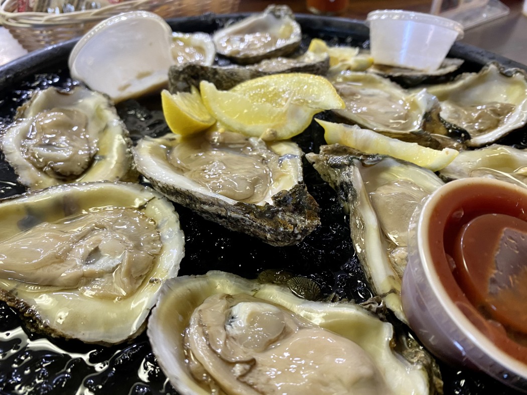 Bivalves And Brews Huntsville’s Newest Is Sea Salt, An Urban Oyster
