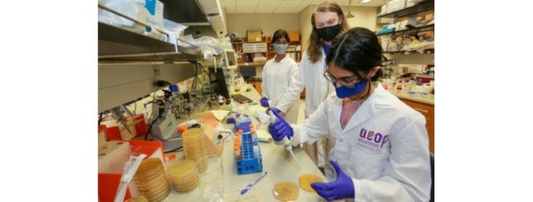 2023 Applications Open for UAH AEOP STEM Apprenticeships and Fellowships for High School Students