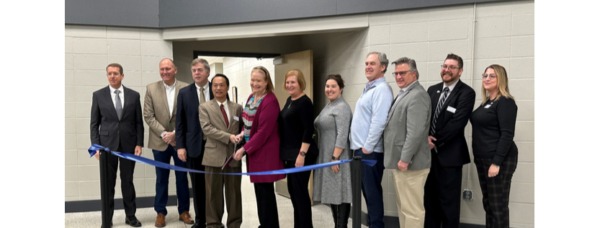 City opens new office spaces for Arts Huntsville at Sandra Moon Complex 2 Arts celebrate new office spaces at Sandra Moon Community Complex 1